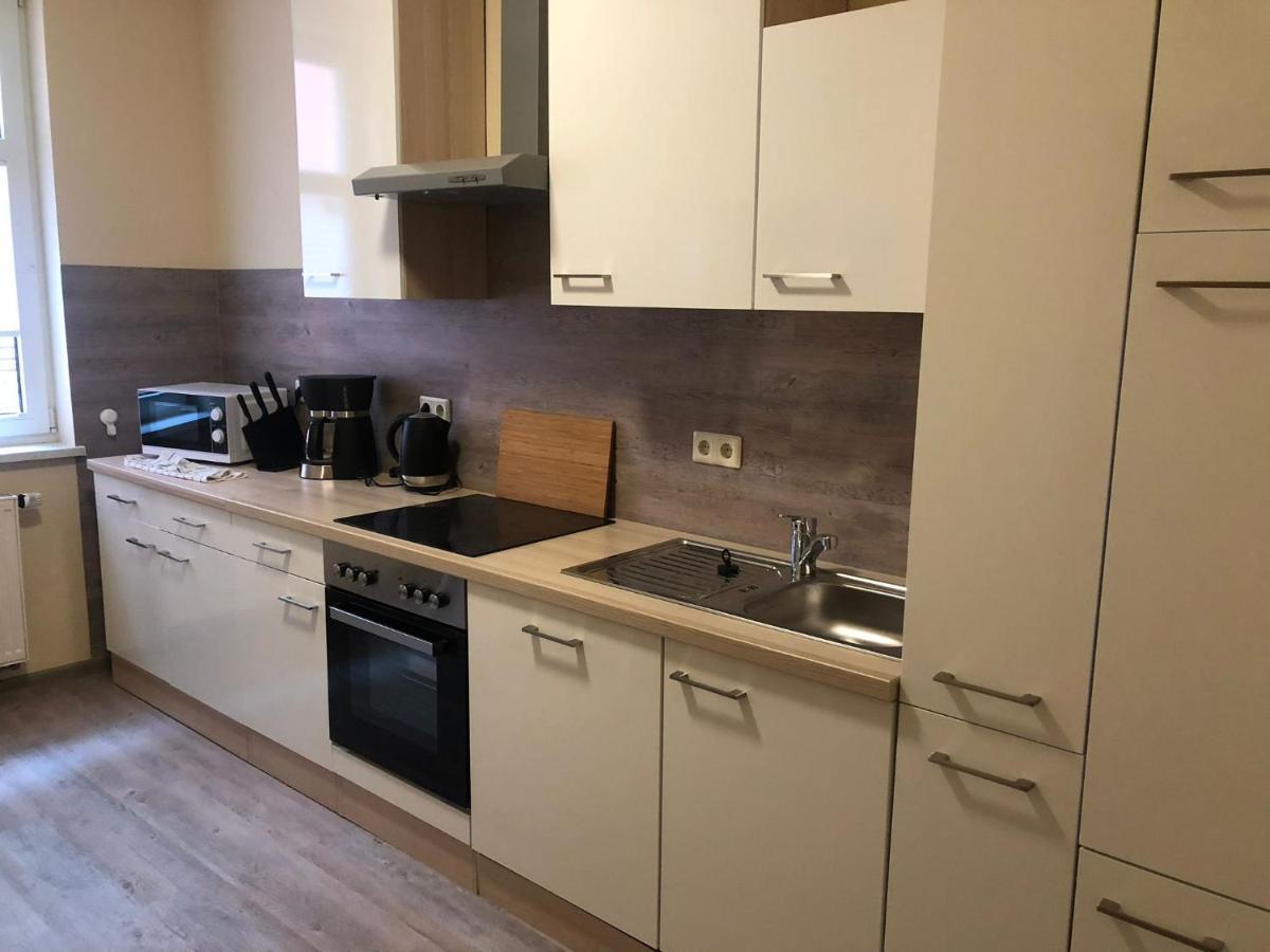 Ferienwohnung 1 Alte Schule F. Froebel Schwarzatal Ngoại thất bức ảnh